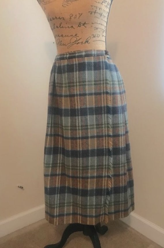 Beautiful Wool Plaid Kilt - Coastal Kilt, side bu… - image 1