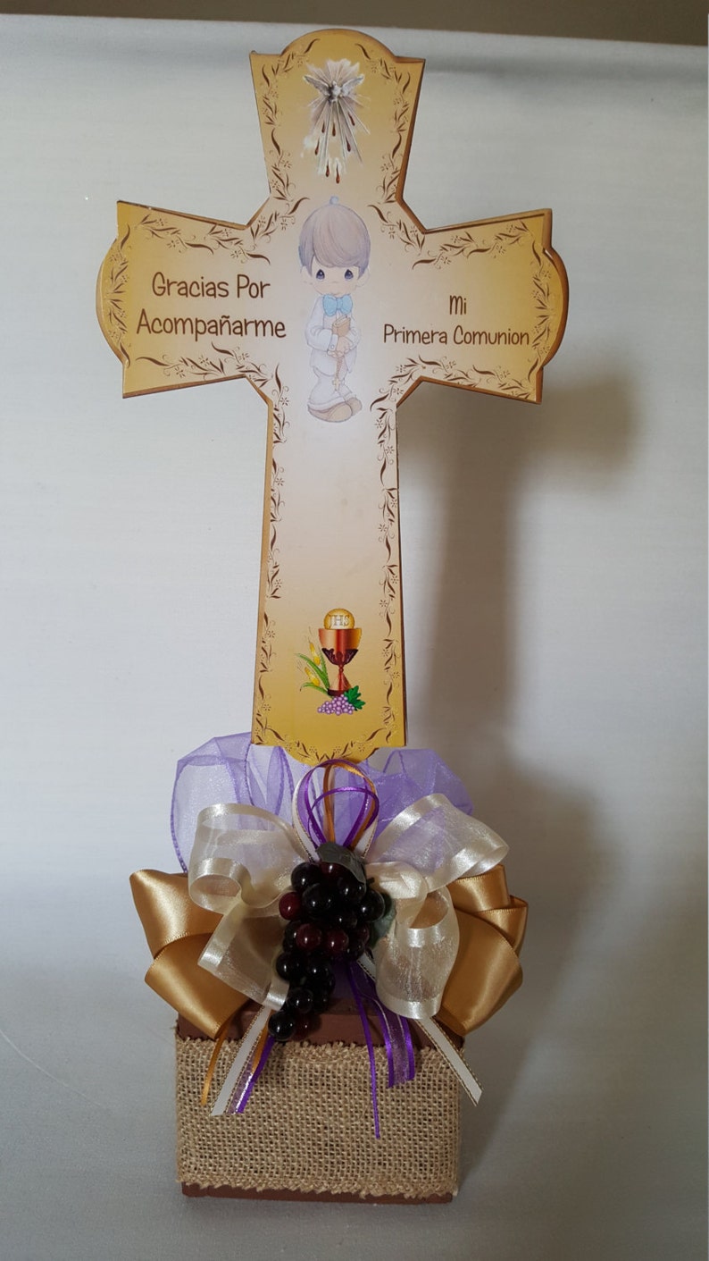 Niño o niña de centro de mesa de primera comunión | Etsy