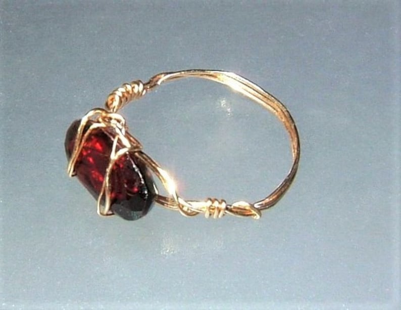 Rustic East West Garnet Ring Solitaire Band 14kt Gold Size 6