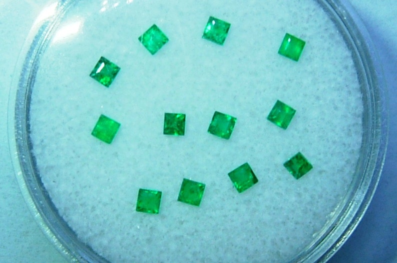 Colombian Emerald Loose Gemstone Lot 0.90cttw 2.2mm Square Gem Supply