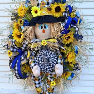 Sunflower Scarecrow Wreath, Fall Buffalo Plaid Harvest Decor, Farmhouse Porch Accent
