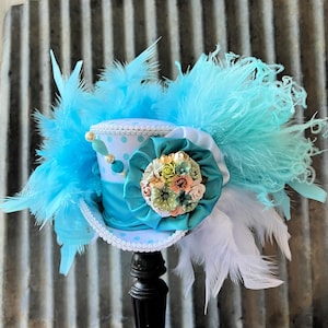 Mini Top Hat, Turquoise and white tea Hat, Alice in Wonderland Hat, Mad Hatter Hat, Tea Hat, Mad Hatter Tea Party, small Tea Hat