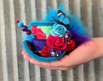 Mini cappello a cilindro, mini cappello a cilindro arcobaleno pride, cappello arcobaleno, Alice nel Paese delle Meraviglie, cappello di compleanno, cappello arcobaleno Kentucky Derby