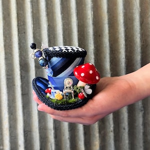Micro Mini Top Hat, Mad Hatter blue check hat, Onederland Tea party mini top, Mad Hatter top hat 10/6, Alice in Wonderland