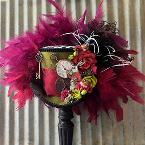 Mini Top hat, Rabbit hat, Alice in Wonderland Mini Top Hat,White Rabbit Diorama Hat, Burgundy tea hat, Mad Tea Party Hat,medium mini