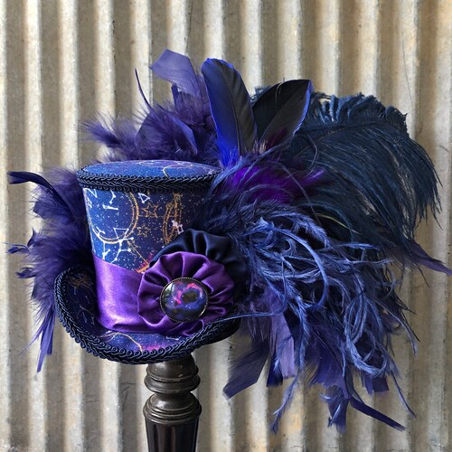 Mini Top Hat With Lights Alice in 