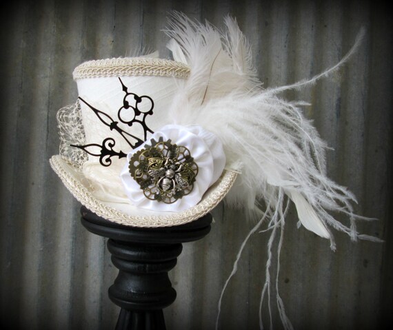 New Feather Linen Beige Versatile Retro Top Hat New Feather Linen Beige Versatile Retro Top Hat