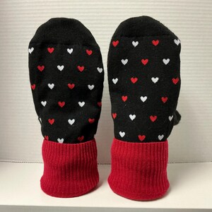 Heart Mittens: Fleece Lined Sweater Cuff - Women&#39;s Warmth