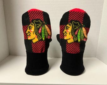 Chicago Blackhawks adult mittens