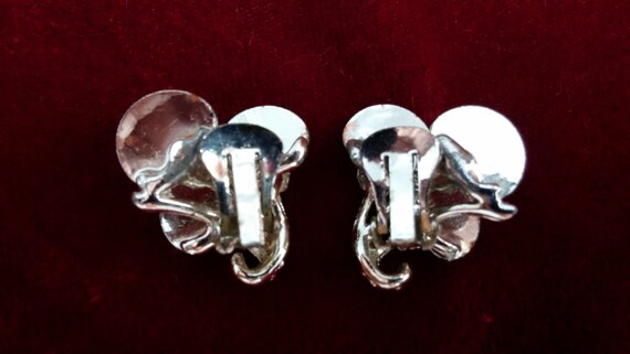 Vintage Silver Tone Fan Shaped Clip Earrings. - image 2