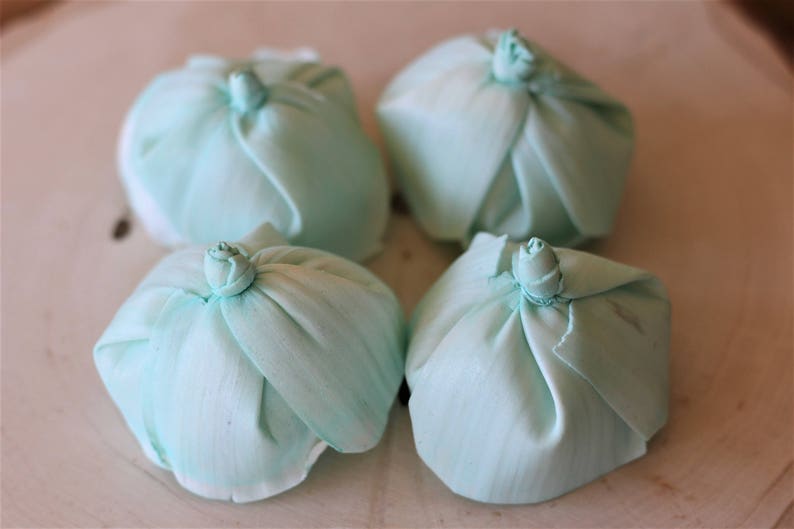 Set of 12 Mint Premium Sola Wood Flowers