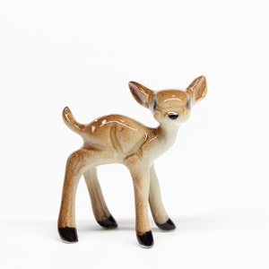 Miniature Animals Ceramic Brown Color Deer Ceramic  Figurine Hand Painted