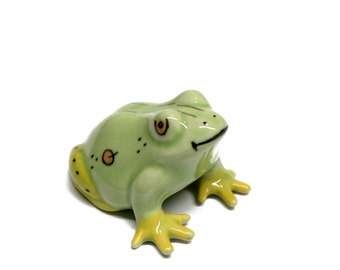 Miniature Animals Ceramic Green Frog Figurine Hand painted