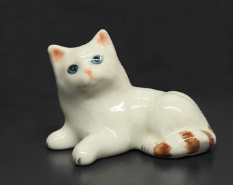 Miniature Animals Ceramic White Sitting Kitten Cat Ceramic Hand painted