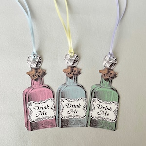 Étiquettes cadeau Drink Me Alice au pays des merveilles Étiquettes pour bouteille - lot de 6 accessoires pour le goûter