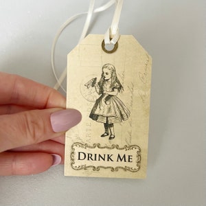 Alice In Wonderland vintage style gift tags set of 10 Drink Me image 1