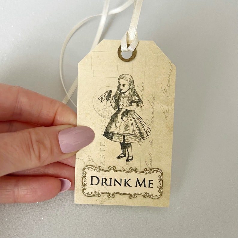 Alice In Wonderland vintage style gift tags set of 10 Drink Me image 1