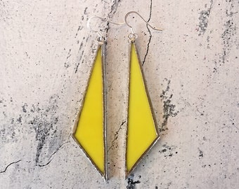 Dangle yellow long earrings in stained glass triangle shape pop elegant earrings for eclettic modern style pop and cool looks for unisex 80s