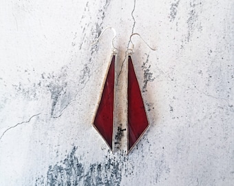 Long dangle triangle red glass earrings in stained glass geometric unisex style for man and woman elegant cool xmas gift or valentine's