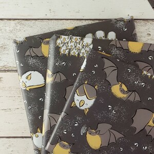 Cadeaupapier met dwergvleermuis en hondurese vleermuis spookachtig patroon - 3 vellen afbeelding 5