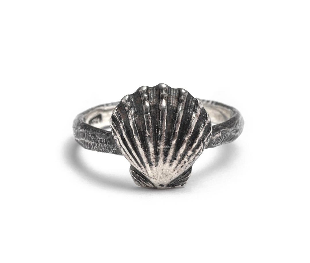Clam Shell Ring - Etsy