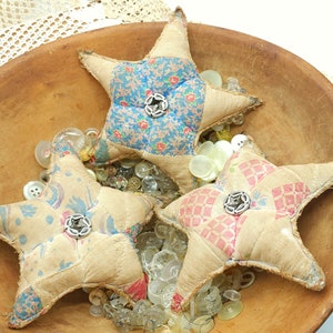 Farmhouse Quilt Americana Star Bowl Fillers, Primitive Patriotic Ornaments, Red White Blue Tiered Tray Accents, Mom Veteran Gift,