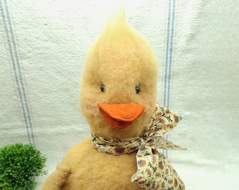 New Plush Spring Duck, Primitive Duckling, Farmhouse Table Display Fuzzy Yellow Bird, Grandchild Birthday Gift