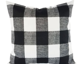 OUTDOOR Two Black and White Pillow Covers, Black Plaid Pillow Cover, Buffalo Check Pillows, Black Plaid Pillow, Custom Pillow Cover, Sunroom