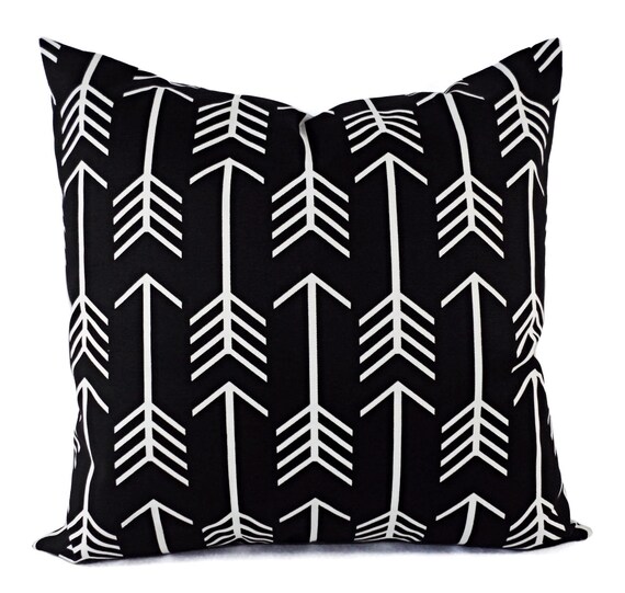 Two Black White Throw Pillow Covers Two Black Lumbar Pillows Euro Shams Arrow Pillows Accent Pillows 26 X 26 Inch Pillows Etsy Canada