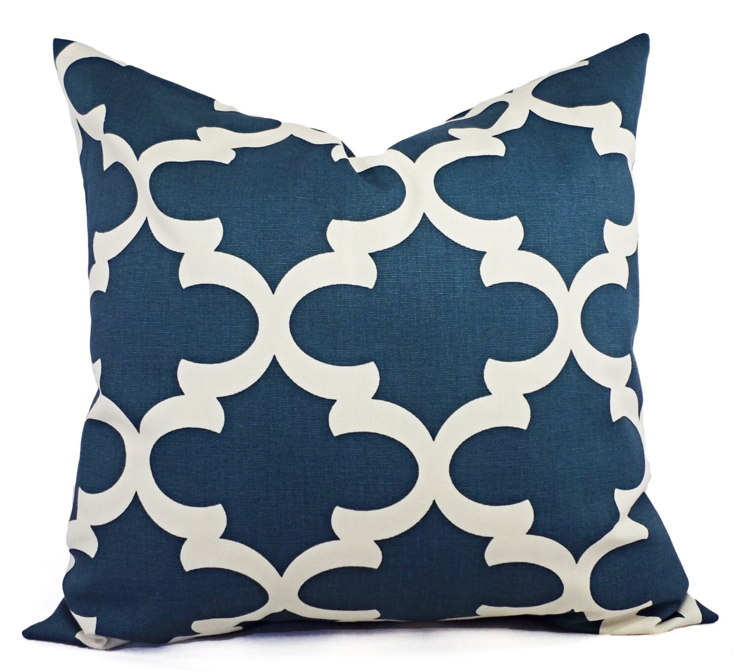 quatrefoil pillow