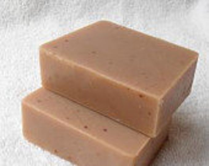 Goat Milk & Rosehip Powder Soap - 4 oz - Gentle Exfoliant