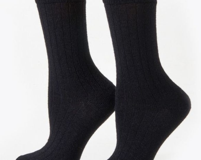 Alpaca dress socks infused with Aloe Oil - ribbed stitched - warm dry insulation - fine lustrous alpaca