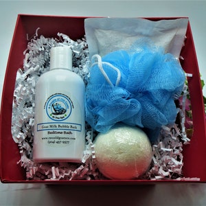 Bath Lover Gift Set for Relaxing -Goat Milk Bubble Bath-Goat Milk Bath Tea-large goat milk bath fizzy and Bath pouf