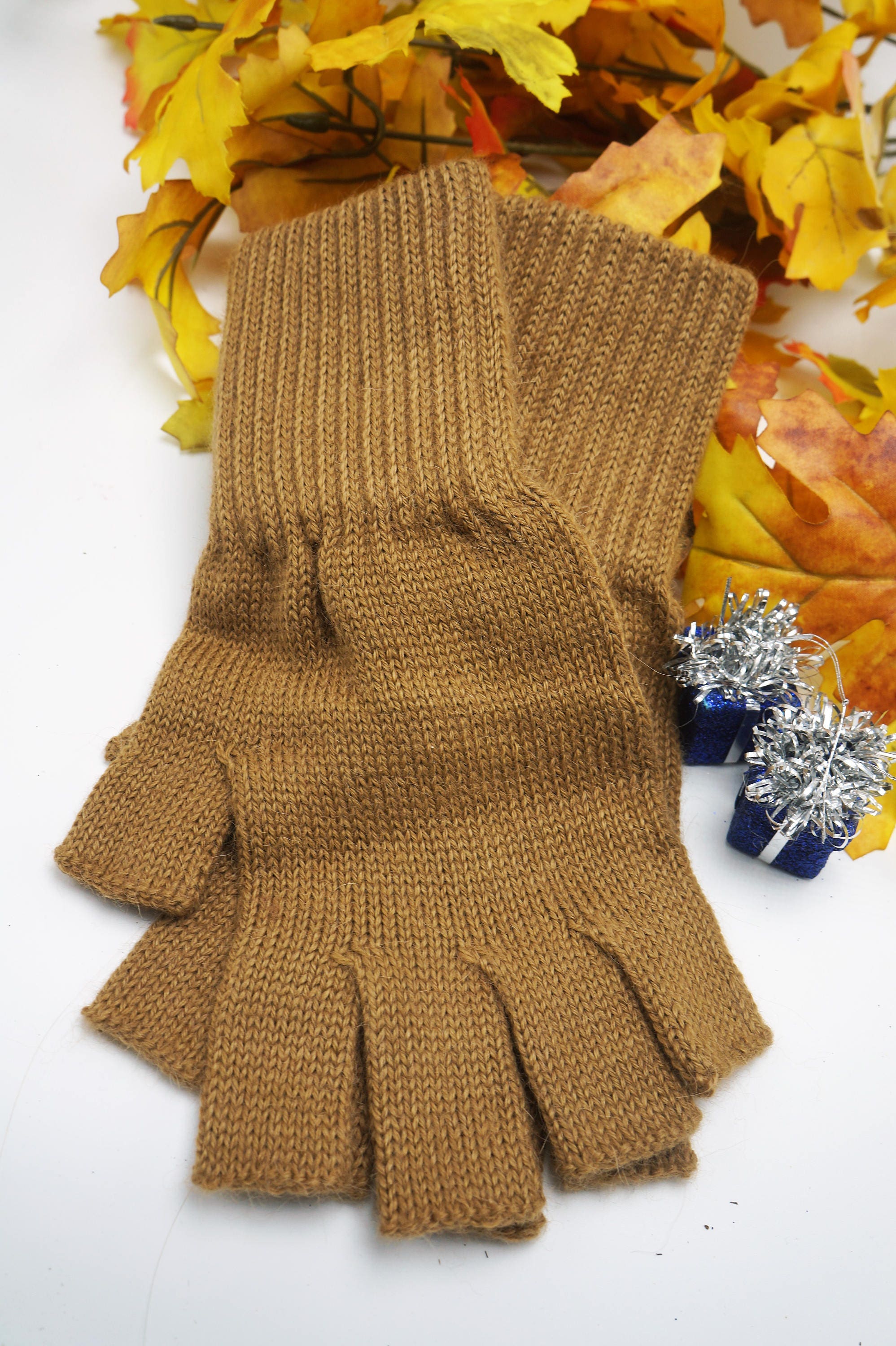 fine knit fingerless gloves
