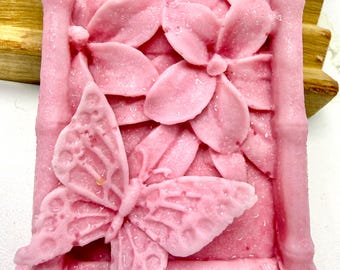 3D Butterfly Garden Soap: Goat Milk, Shea Butter, Detailed Craftsmanship