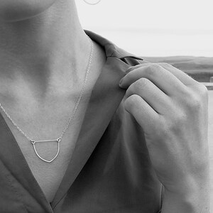 CREST NECKLACE Minimalist Gold Necklace Hammered Arch Necklace Simple Gold Necklace image 2