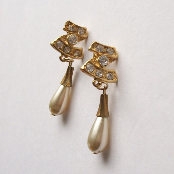 Vintage Pearl Dangle Earring Set Dangling Rhinest… - image 2