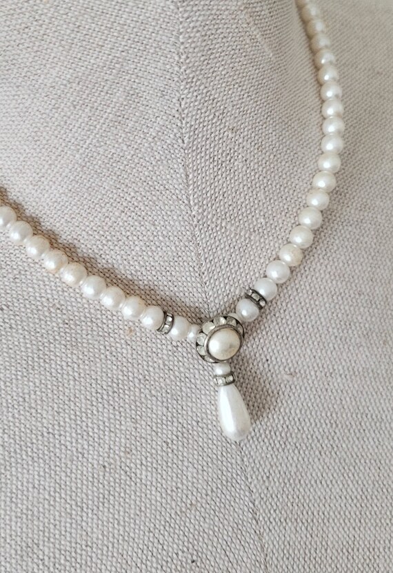 Vintage Faux Pearl Necklace 16 inch Y Faux Pearl … - image 2