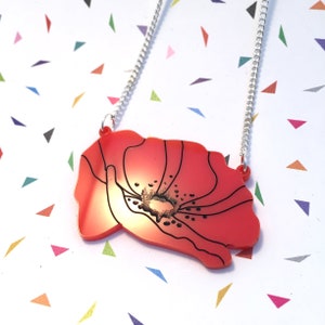 Collana di papavero rosso