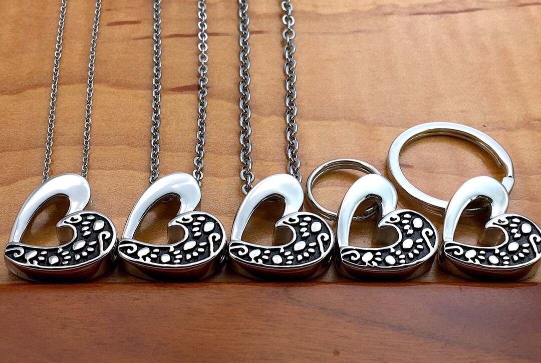 Paws on My Heart Pet Urn Necklace Pendant Jewelry Holds Ashes Cat Dog ...