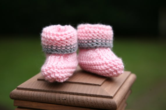 Super Easy Knitting Pattern Baby Booties Newborn 3 Months 6 Months 9 Months 12 Months 18 Months Super Easy Knitting Pattern Baby Booties Newborn 3 Months 6 Months 9 Months 12 Months 18 Months