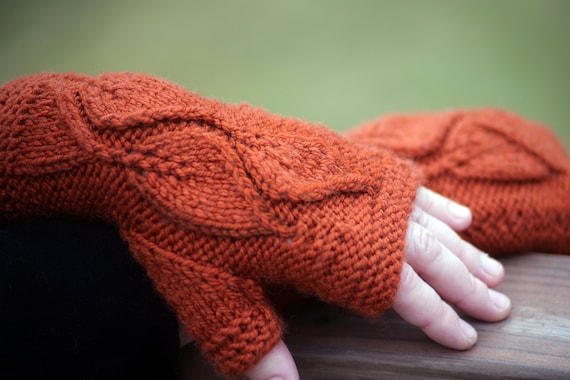Fingerless 2024 gloves leaves