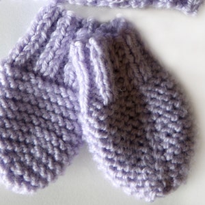 KNITTING PATTERN baby mittens - newborn, baby girl, baby boy (0-3, 3-6, 6-12 months)