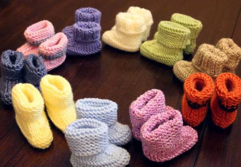 Super Easy Knitting Pattern Baby Booties newborn, 3 Months, 6 Months, 9 Months, 12 Months, 18
