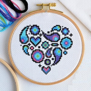 KIT Mini Paisley Heart Cross Stitch Kit - Best Quality Easy Modern Craft for Adults - Optional 5-inch Hoop - Zweigart Aida and DMC Threads