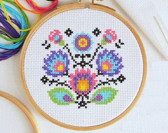 PATTERN - Quick Stitch Folk Flowers Cross Stitch Chart - Easy Quick Project Modern Floral Design Fits 5-inch Hoop - Cross Stitch to Calm