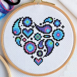 PATTERN - Quick Stitch Paisley Heart Cross Stitch Chart - Modern Small Sized Easy Pattern for 5-inch Hoop - Bright Purple Blue DMC Palette