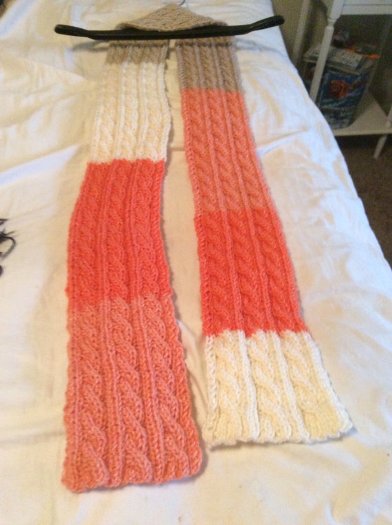Knitted reversible cable scarf