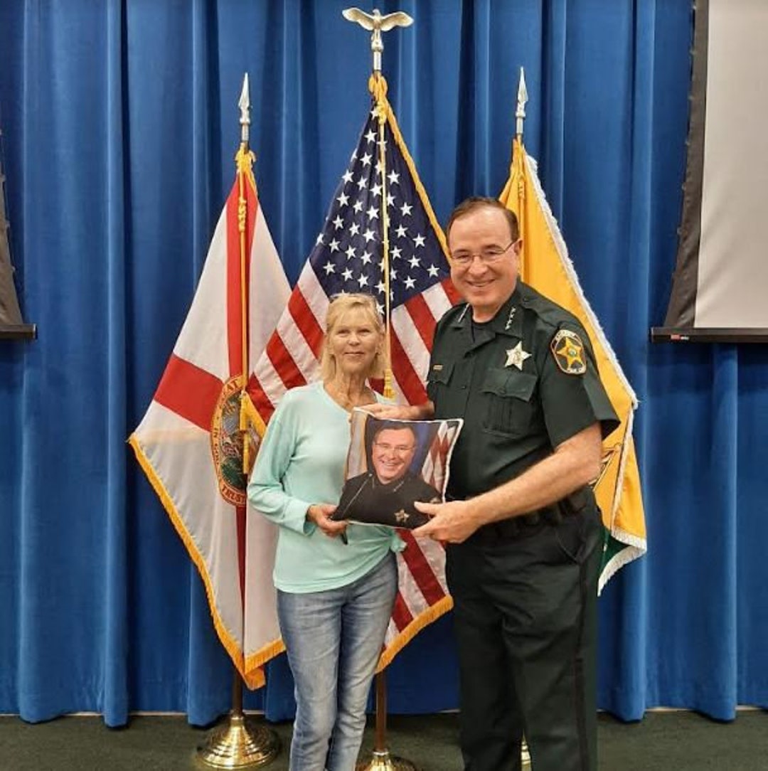 Sheriff Grady Judd Pillow, Polk County Sheriff’s Office free Shipping