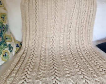 Braided cables knit throw